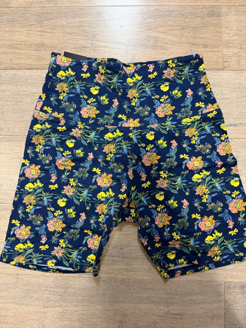 PINK Victoria's Secret Navy Floral High-Waist Leggings Shorts
